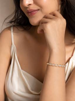 ABHUSHANAM - Women White 18K Gold Plating Alloy Braclet
