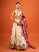 Beige color option, Currently selected