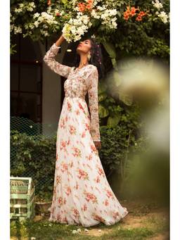 Mani Bhatia - Ivory Anarkali