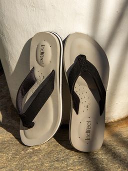 Indifeet - Black Comfortable Orthopaedic Acupressure Flipflops
