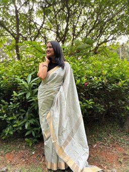 APAAPI THREADS OF GLORY - Ivory Ethnic Motif Poly Silk Saree with Unstitched Blouse