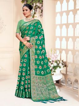 EXCLUSIVA - Green Handloom Silk Saree with Unstitched Blouse