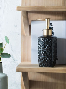 UMAI - Black Liquid Soap Sanitizer Shampoo Dispenser