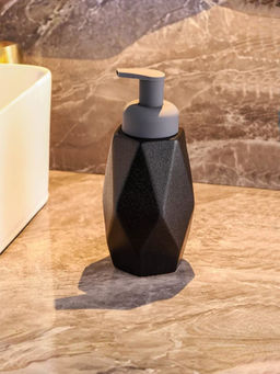 UMAI - Black Liquid Soap Sanitizer Shampoo Dispenser