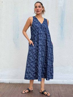 Chidiyaa - Navy Blue Blockprinted Cotton Dress