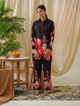 Autumnlane - Ayesha Ebony Floral Print Muslin Digital Kurti & Pants Co-ord (Set of 2)