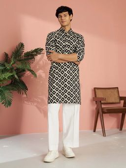 Vastramay - Men Black Cotton Geometric Printed Kurta with White Wide Leg Pant
