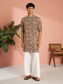 Vastramay - Men Black Cotton Patola Printed Kurta with Wide Leg Pant