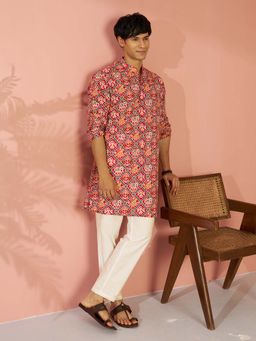 Vastramay - Men Red Cotton Patola Printed Kurta with Pyjama