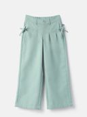 Green color option, Sold out, Currently selected