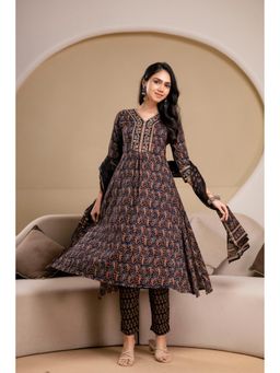 BERRYLICIOUS - Embroidered Floral Printed A-Line Kurta with Pant and Dupatta