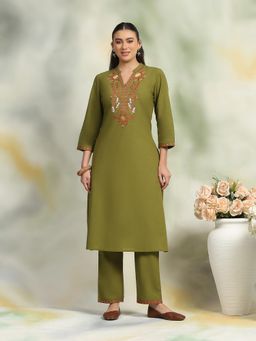 Nayam by lakshita - Cotton Linen With Ari Embroidery Kurta and Pant