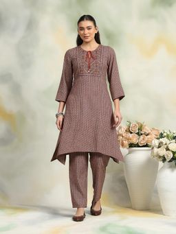 Nayam by lakshita - Printed Straight Kurta and Pant