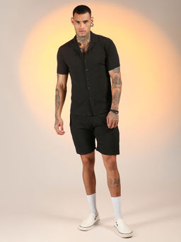 Campus Sutra - Men's Onyx Black Crease-Box Co-Ord (Set of 2)