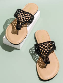 Inc.5 - Women Black Flats