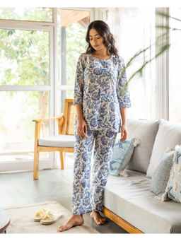 House of Ekam - Blue and White Floral Top & Pyjama (Set of 2)