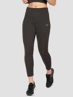 Silvertraq - Ath Perform 7-8 High Waist Leggings in Grey