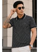 Black color option, Currently selected