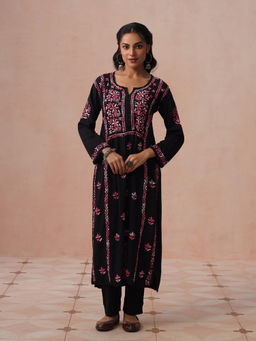 House of Chikankari - HOC Women Black Rayon Chikankari Kurta