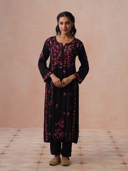 House of Chikankari - HOC Women Black Rayon Chikankari Kurta