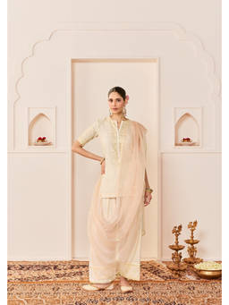 Sheetal Batra - Anaisha -Daisy Ivory Short Kurta With Farshi Salwar And Dupatta