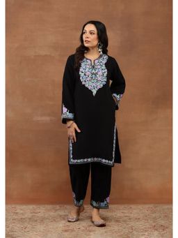 House of Chikankari - Black Aari Embroidered Women's Kurta With Pant