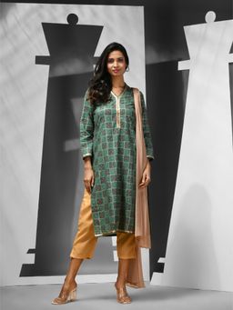 CHARUKRITI - Green Cotton Blend Printed Sequins Kurta with Pant & Dupatta (Set of 3)