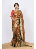 Orange color option, Sold out, Currently selected