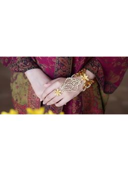 ORNAMAAS - Jasmin Flower Gold Handharness