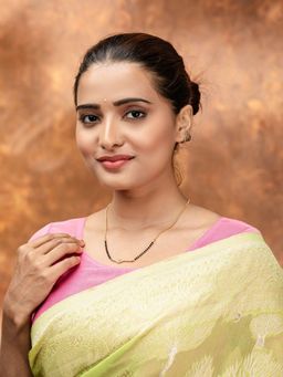 Abdesigns - Gold Plated Diamond Black Bead Mangalsutra For Women White