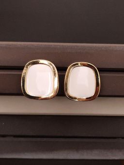 Abdesigns - Elegant Gold Plated Stud Earrings Gold