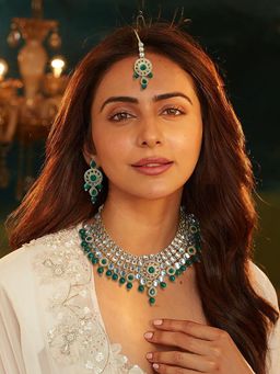 Accessher - Emerald Green Kundan Necklace Set for Women