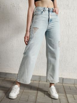 Hubberholme - Women Relaxed Fit High-Rise Mildly Distressed Jeans