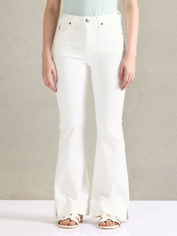 U.S. POLO ASSN. - Flared Fit White Jeans
