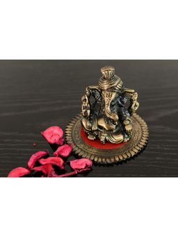 eCraftIndia - Brown Phagdi Lord Ganesha Idol Seating On Plate