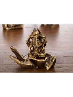 eCraftIndia - Brass Antique Finish Lord Ganesha On Palm