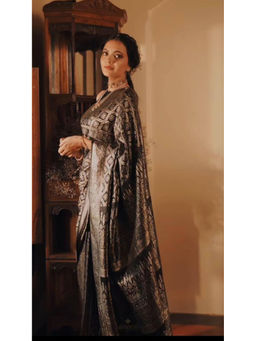 Anjaneya Sarees - Black Woven Banarasi Silk Kanjivaram Saree with Unstitched Blouse with Unstitched