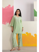 Green color option, Currently selected