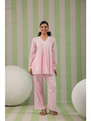 Pink color option, Currently selected