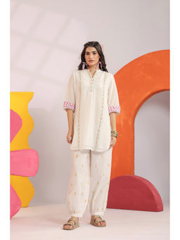 Scakhi - Pink Mandarin Neck Cotton Embroidered Co-ord Set