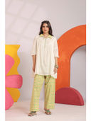 Yellow color option, Currently selected
