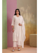 White color option, Sold out, Currently selected
