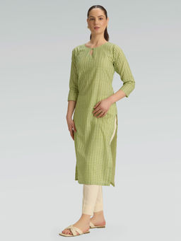 Women Plus - Green Printed Pure Cotton Kurta