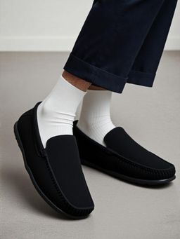 Styli - Men Solid Round Toe Slip On Loafers - Black