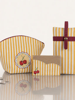 ETCETERA - Unisex Stripe Right Trio Gift Set - Cherry Pop