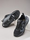 Black color option, Currently selected