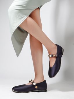 The White Pole - Womens Blue Trendy Comfortable Ballerian