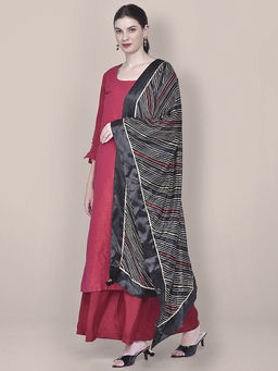 Dupatta Bazaar - Women's Lehariya Black Crepe Dupatta.