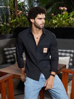 Campus Sutra - Men Onyx Black Panelled -Tactile Shirt