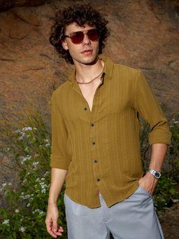 Campus Sutra - Men Green Trough-Tactile Shirt